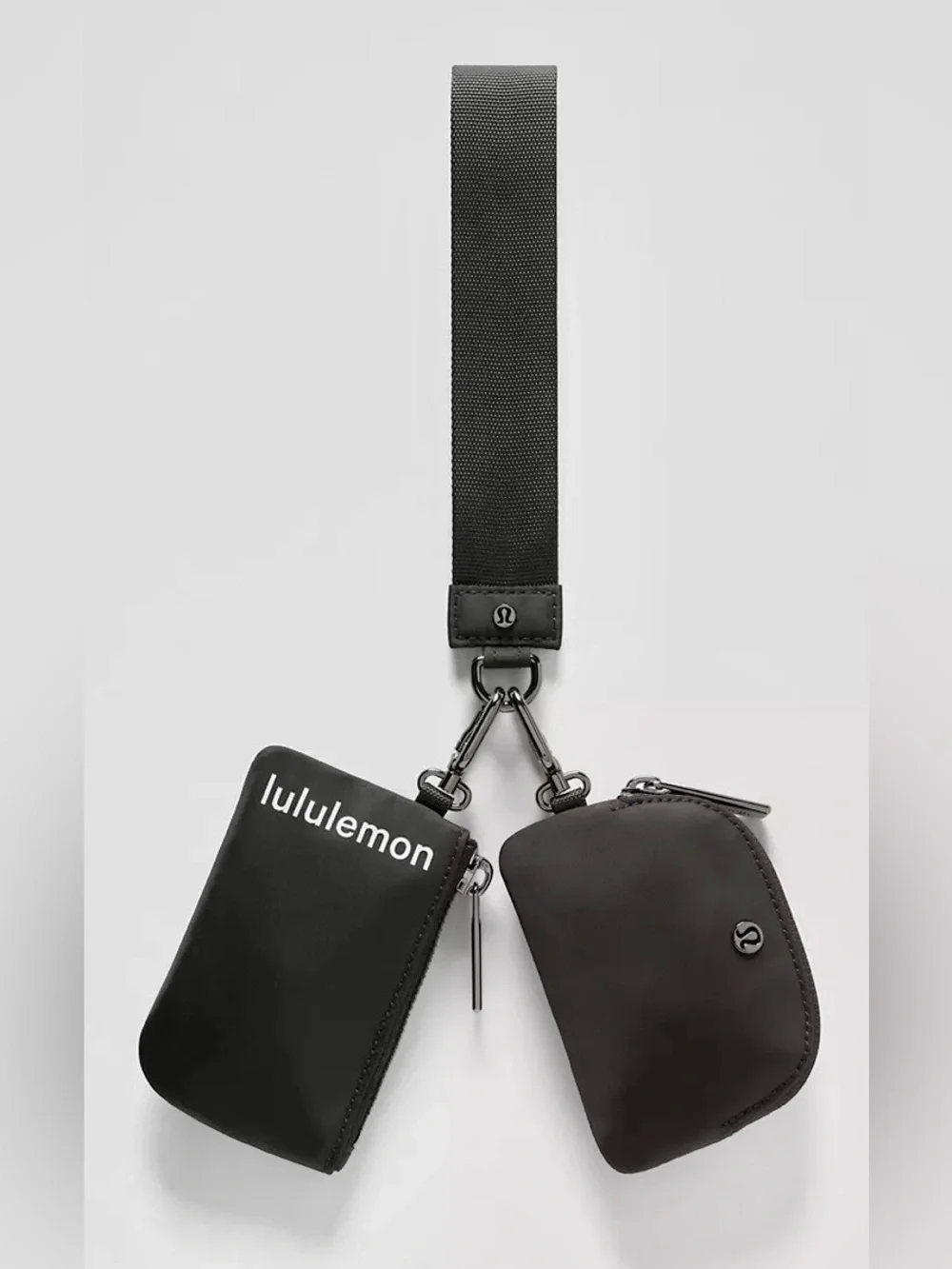 lululemon athletica dual pouch wristlet